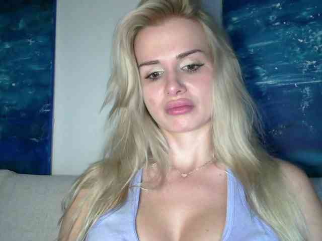 CorneliaSweet webcam