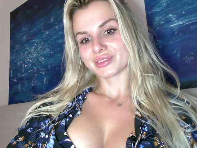 CorneliaSweet webcam