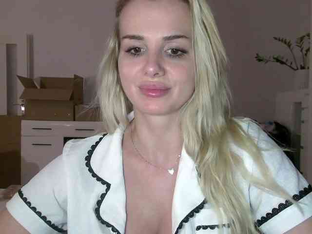 CorneliaSweet webcam