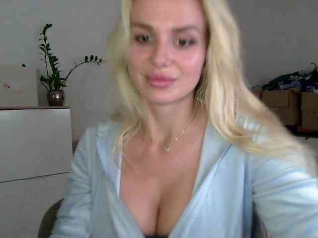 CorneliaSweet webcam