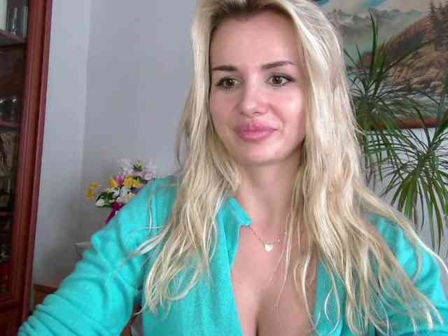 CorneliaSweet webcam