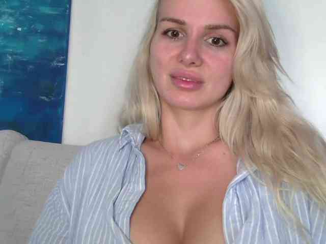CorneliaSweet webcam