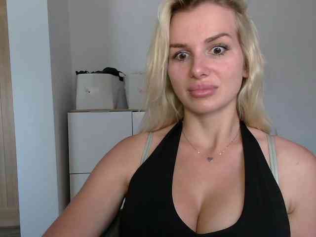 CorneliaSweet webcam