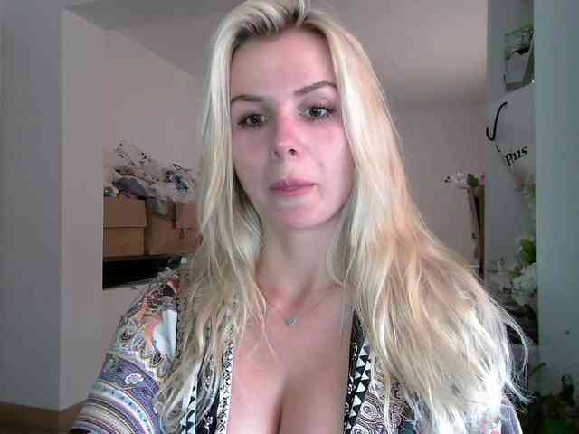 CorneliaSweet webcam