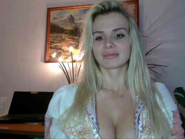 CorneliaSweet webcam