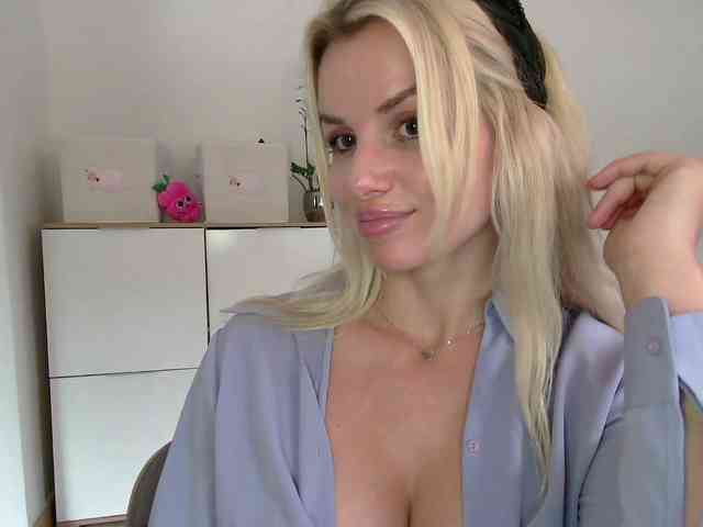 CorneliaSweet webcam