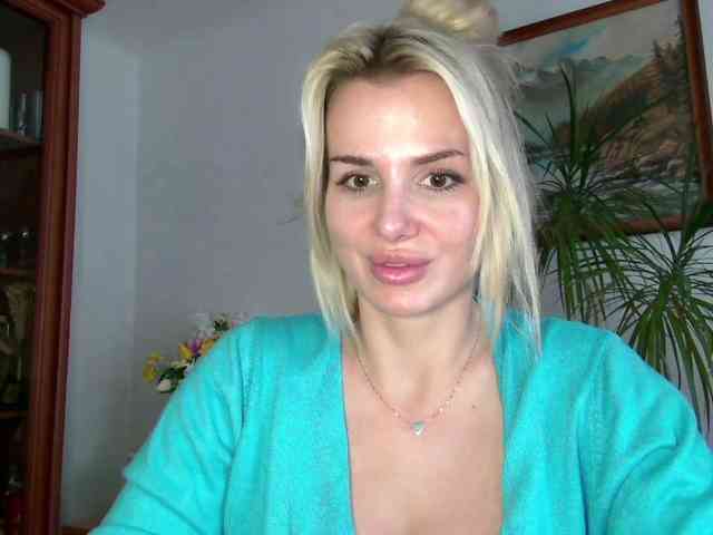 CorneliaSweet webcam