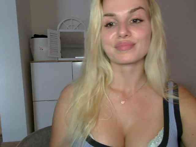 CorneliaSweet webcam