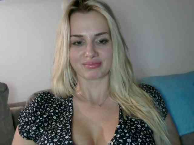 CorneliaSweet webcam