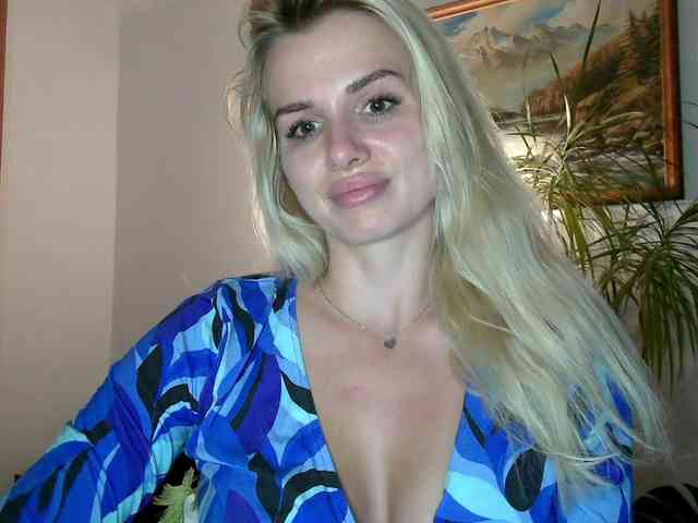 CorneliaSweet webcam