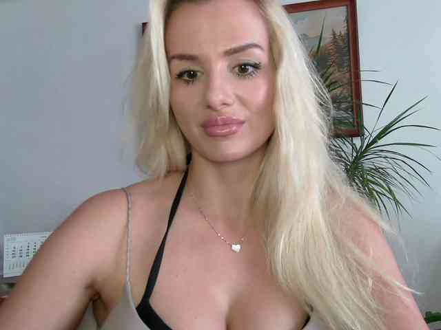 CorneliaSweet webcam