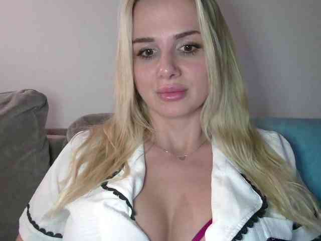 CorneliaSweet webcam