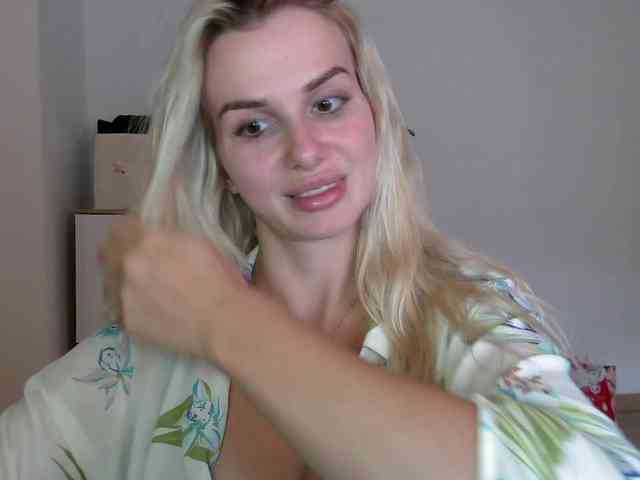 CorneliaSweet webcam