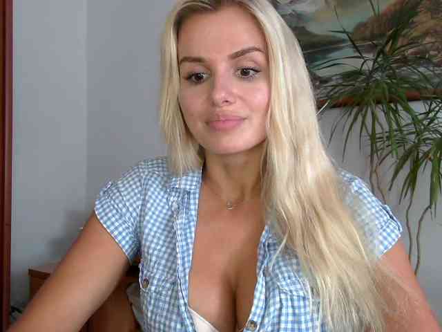 CorneliaSweet webcam