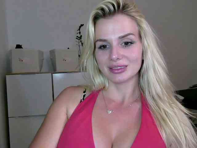 CorneliaSweet webcam