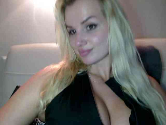 CorneliaSweet webcam