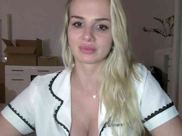 CorneliaSweet webcam