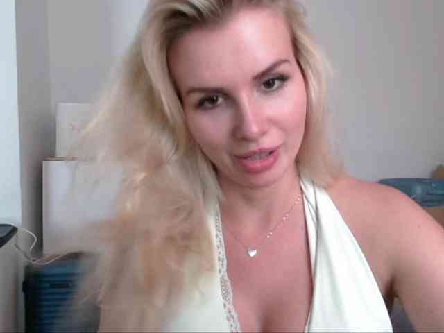 CorneliaSweet webcam