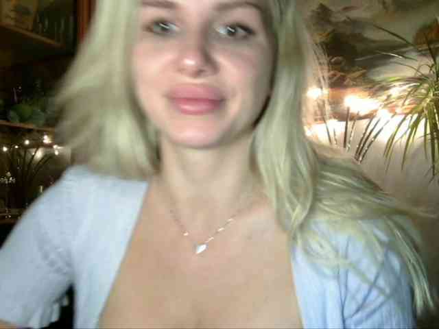 CorneliaSweet webcam