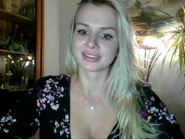 CorneliaSweet webcam
