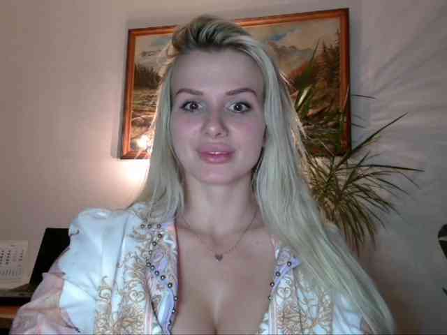 CorneliaSweet webcam