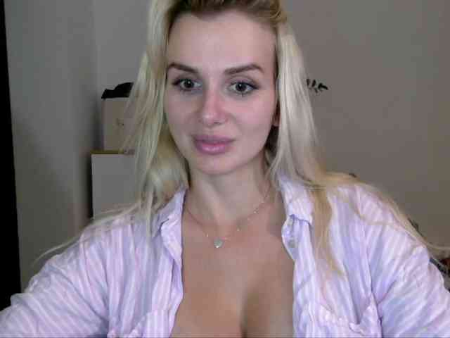 CorneliaSweet webcam
