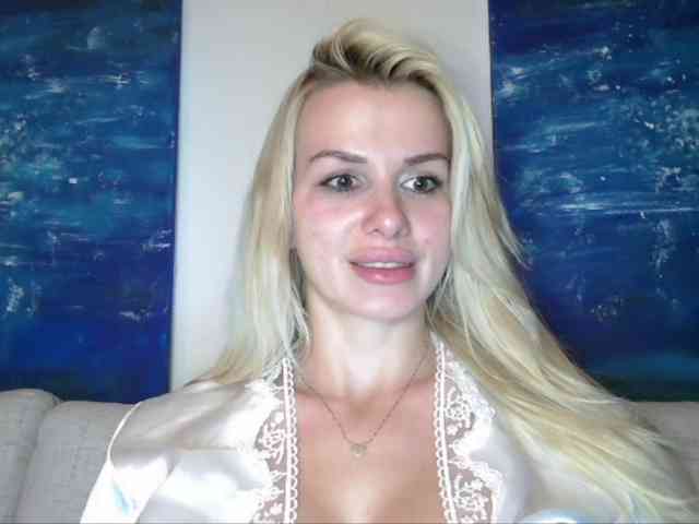 CorneliaSweet webcam