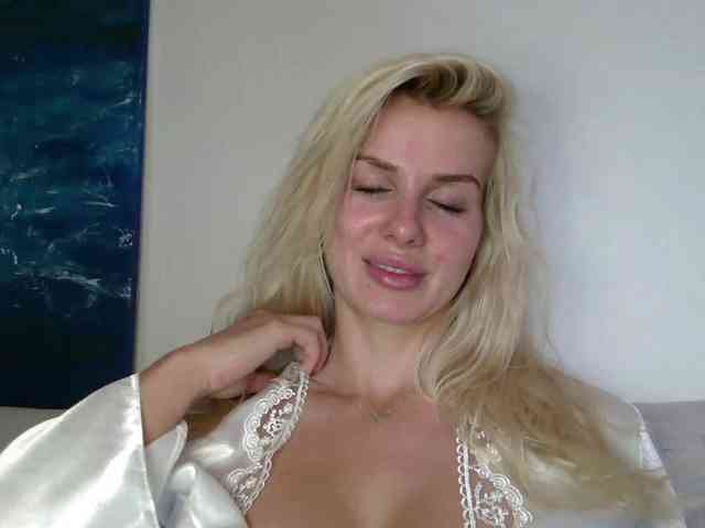 CorneliaSweet webcam