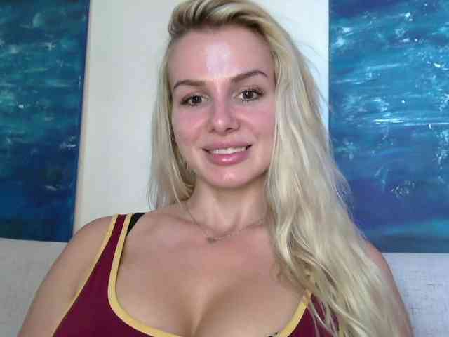 CorneliaSweet webcam