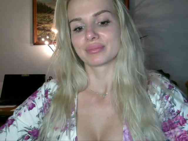 CorneliaSweet webcam
