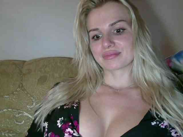 CorneliaSweet webcam