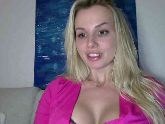 CorneliaSweet webcam