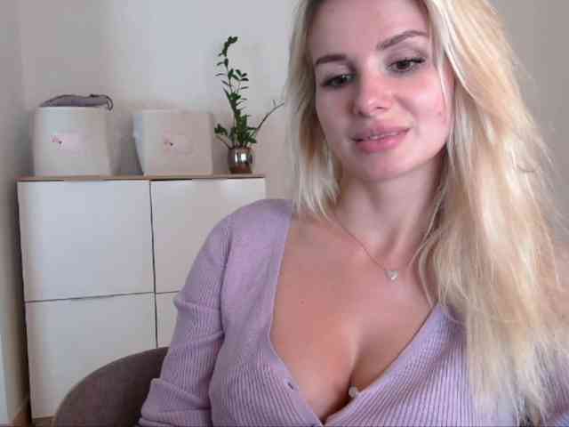 CorneliaSweet Live Webcam on BongaCams