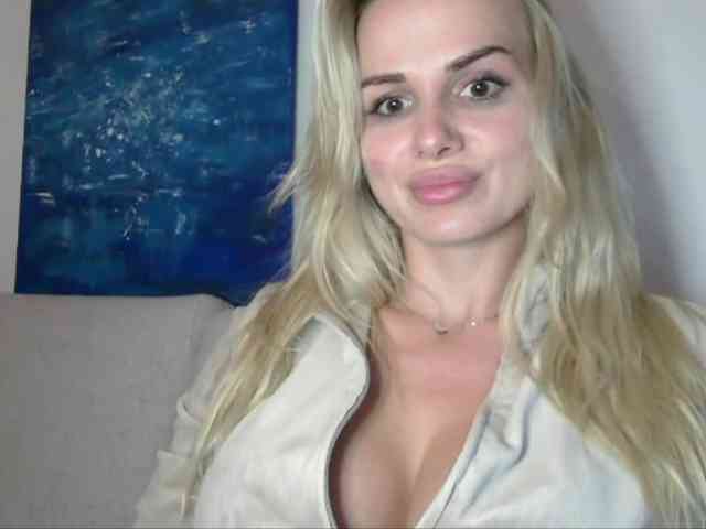 CorneliaSweet webcam
