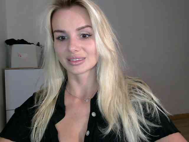 CorneliaSweet webcam