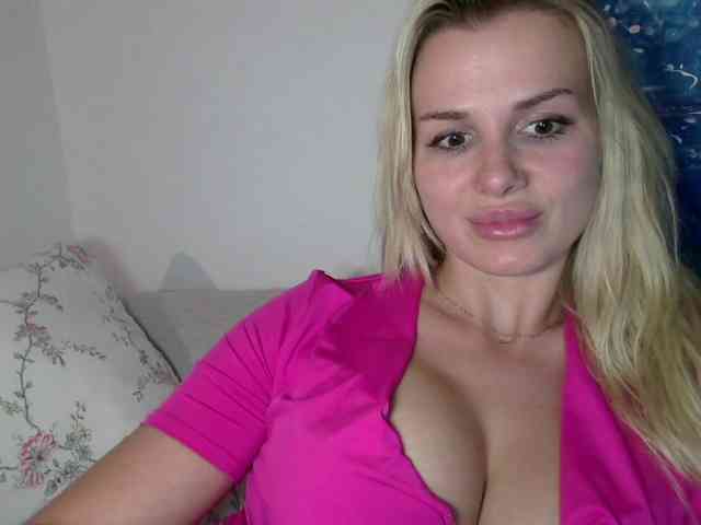 CorneliaSweet webcam