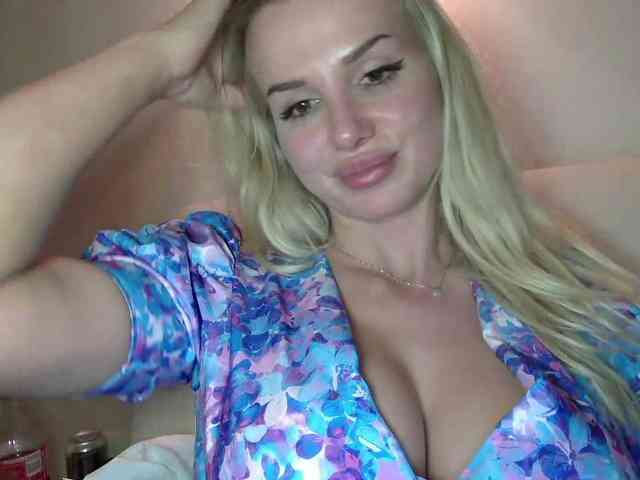 CorneliaSweet webcam