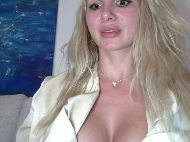 CorneliaSweet webcam