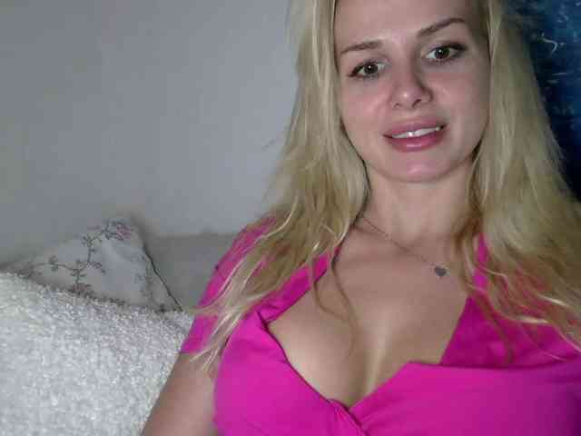 CorneliaSweet webcam