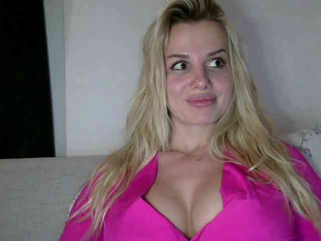 CorneliaSweet webcam
