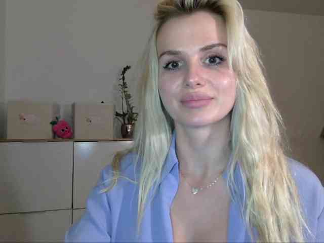 CorneliaSweet webcam