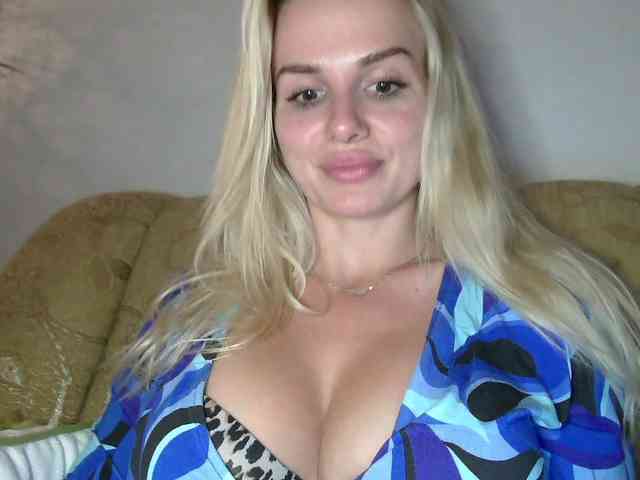 CorneliaSweet webcam