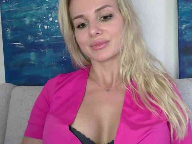 CorneliaSweet webcam