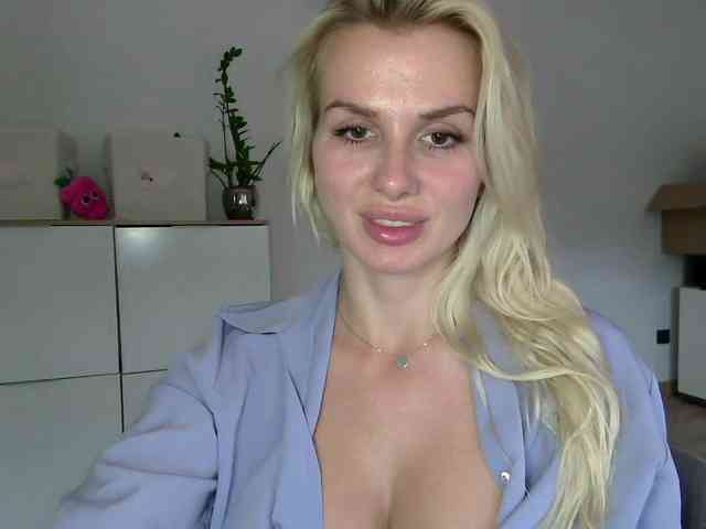 CorneliaSweet webcam