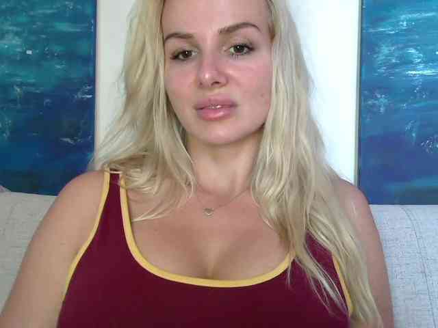 CorneliaSweet webcam