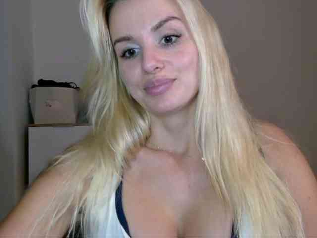 CorneliaSweet webcam