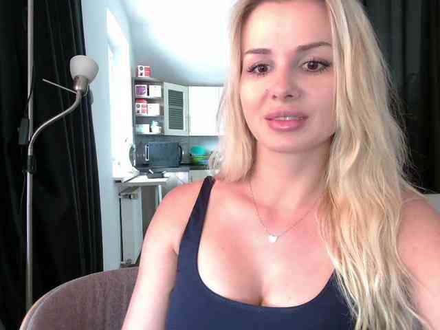 CorneliaSweet webcam