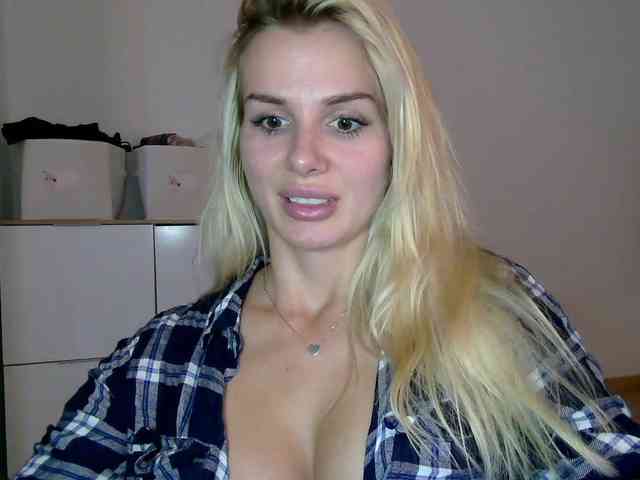 CorneliaSweet webcam
