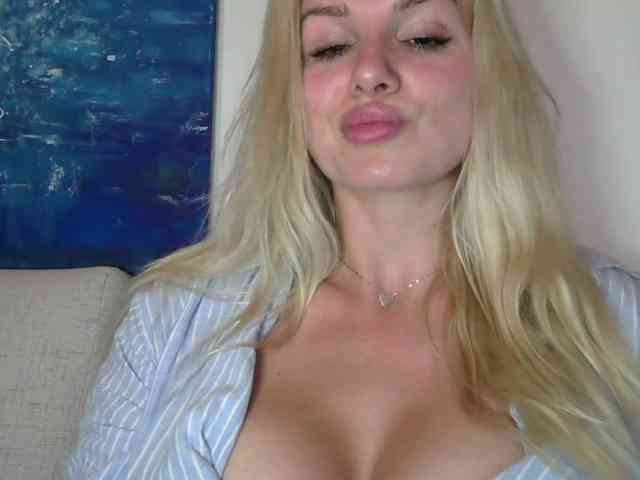 CorneliaSweet webcam