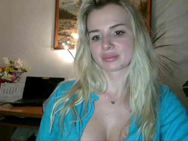 CorneliaSweet webcam